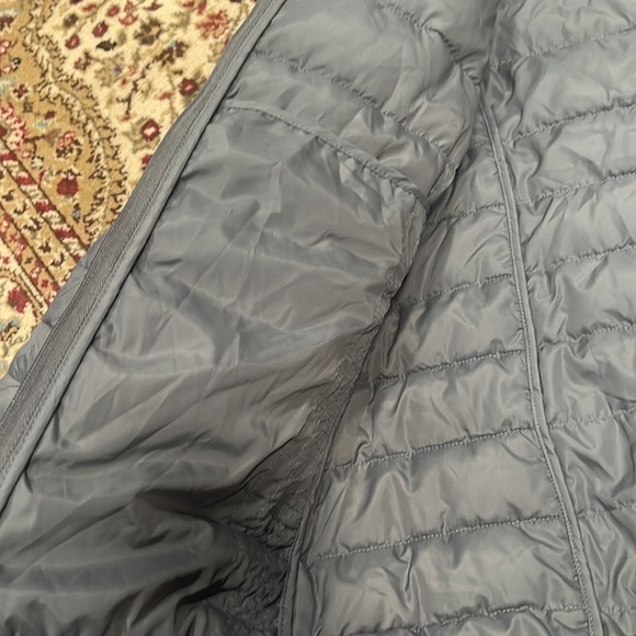 Amazon essentials puffed jacket for men - Picture 7 of 11